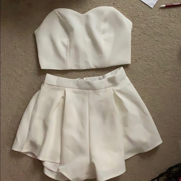 Showpo dion two piece set - Picture 3 of 4